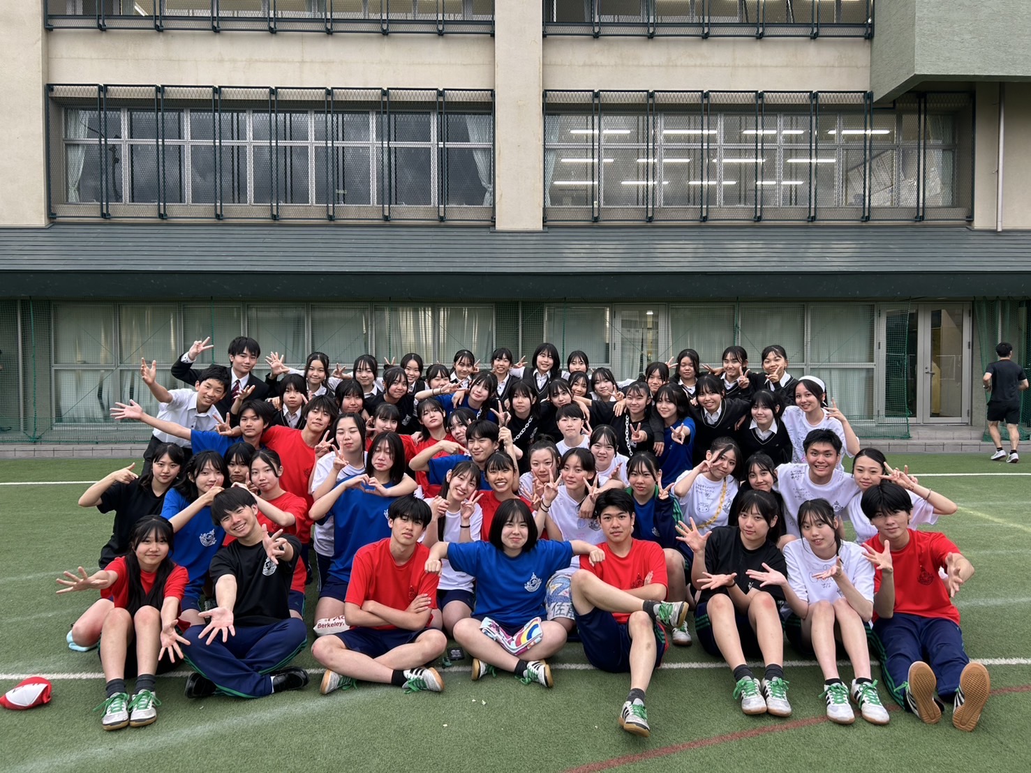 郁文 館 夢 学園