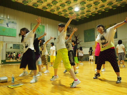 dance_contest2.JPG