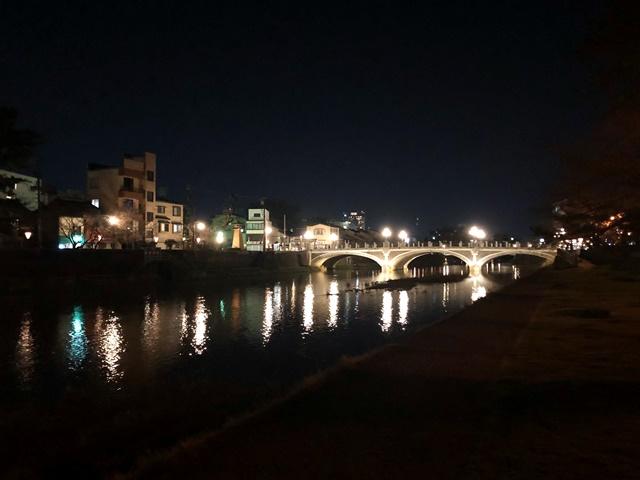 川島5金沢夜の橋.jpeg
