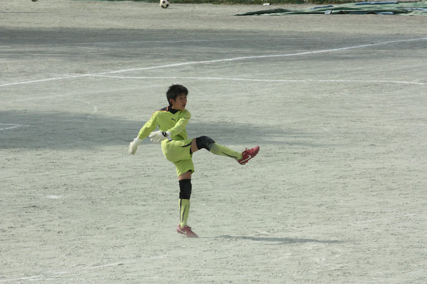 j_soccer041007.jpg