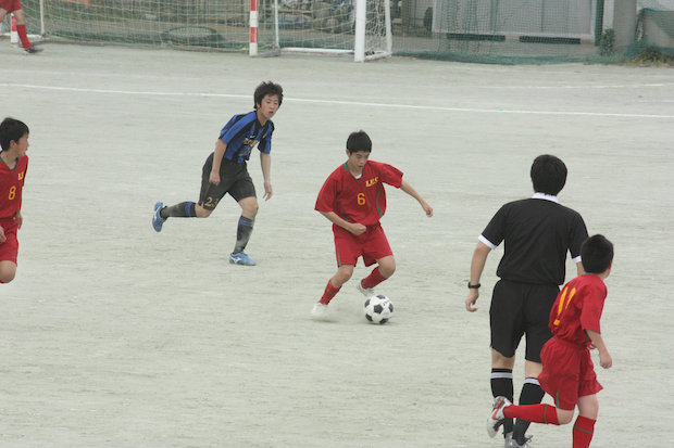 j_soccer041013.jpg