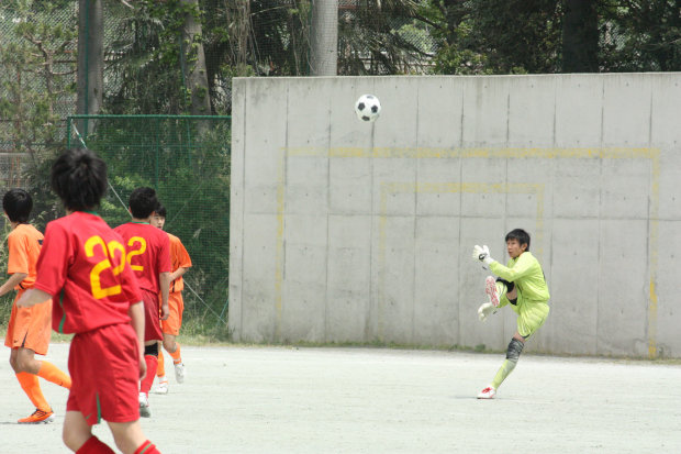 j_soccer0429b14.jpg