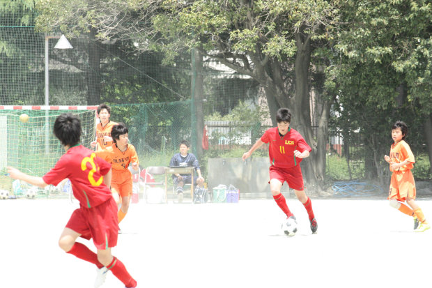 j_soccer0429b19.jpg