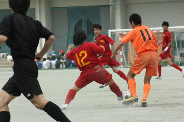 j_soccer0429b27.jpg