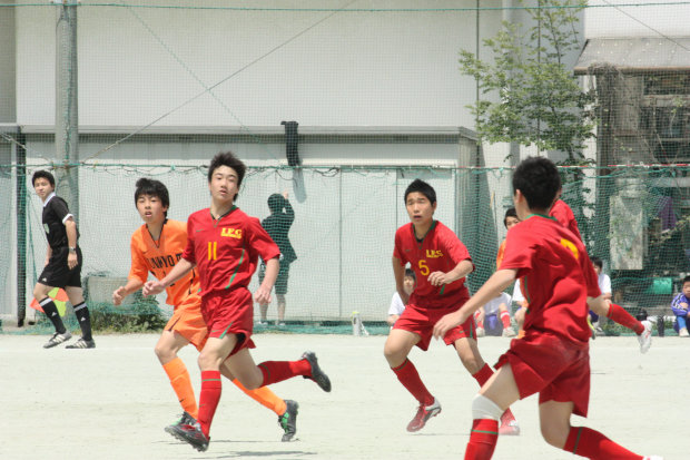 j_soccer0429b37.jpg