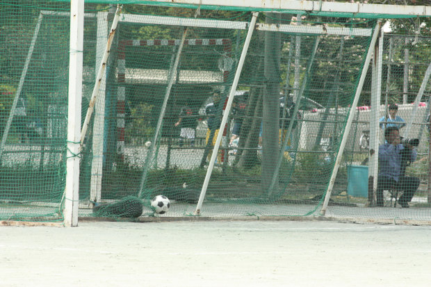 j_soccer0429b40.jpg