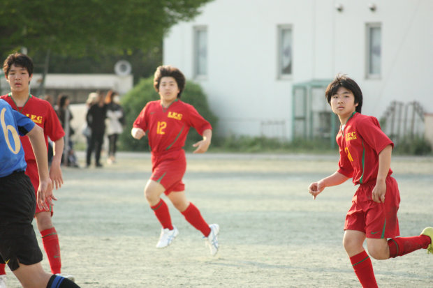 j_soccer0429t19.jpg