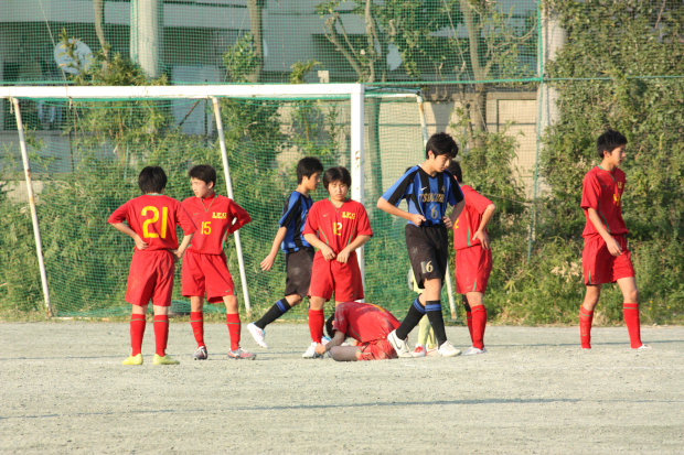 j_soccer0429t35.jpg